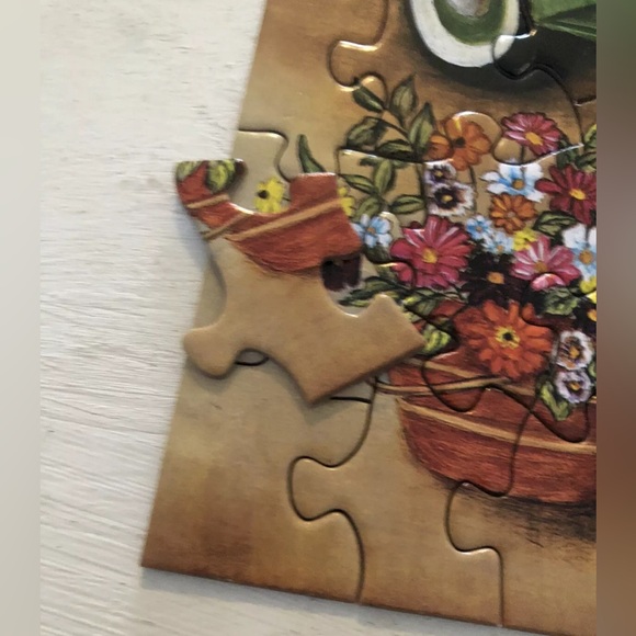 Bits and Pieces 300 Piece Puzzle Franks Friendly Service 18" x 24" Complete - Picture 4 of 7